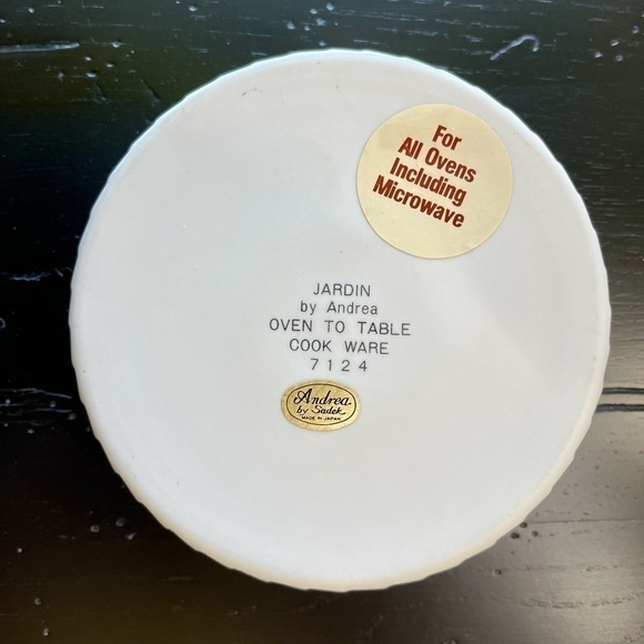 ANDREA BY SADEK JARDIN OVENWARE DISH. OVEN TO TABLE COOKWARE. 6 1/2” X 2 1/2” - Picture 3 of 5